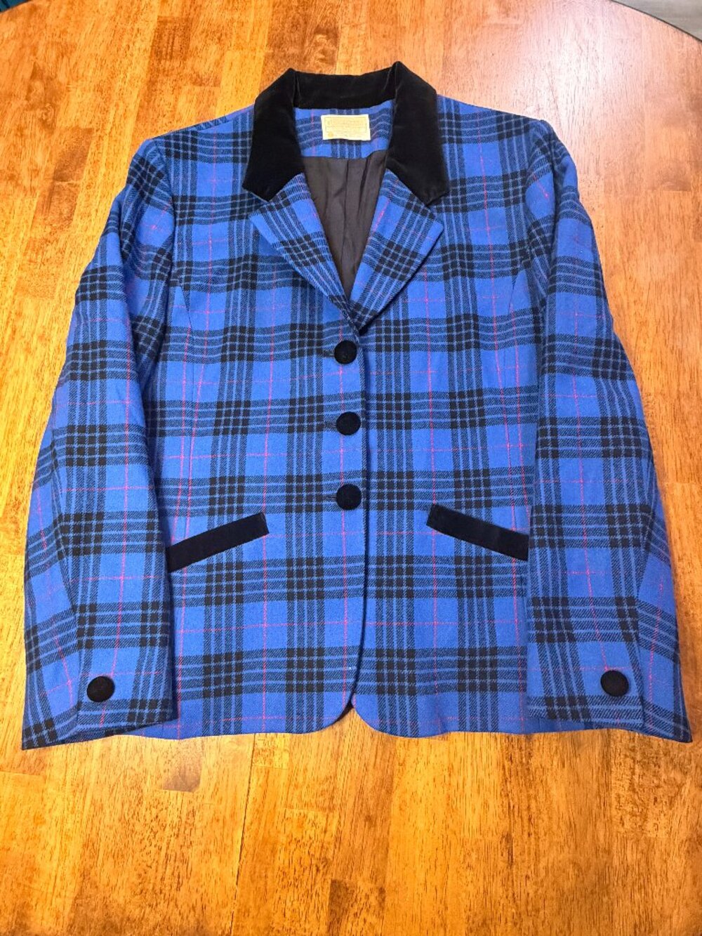 Vintage Pendleton Blue Black Red Tartan Blazer with Velvet Details 14 100% Wool